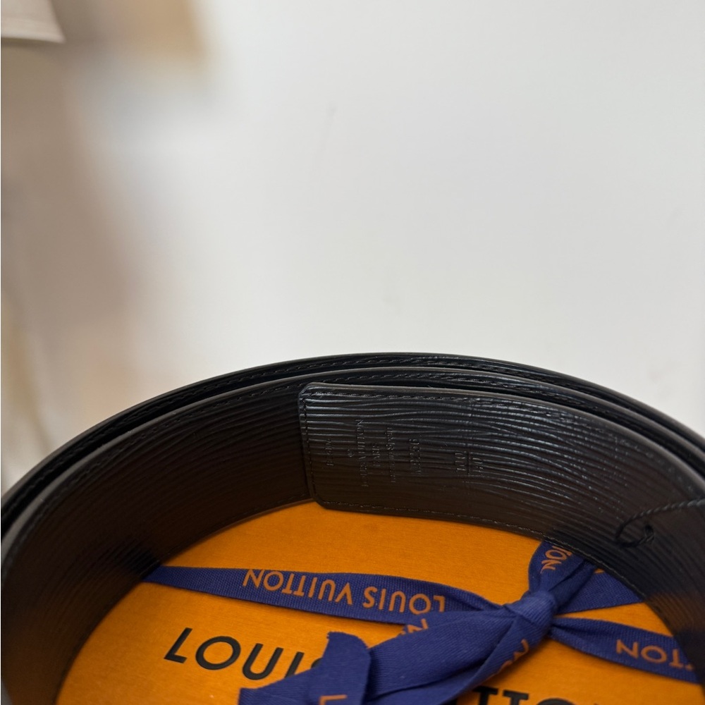 Louis Vuitton Monogram Black and Brown Belt - Picture 3 of 3